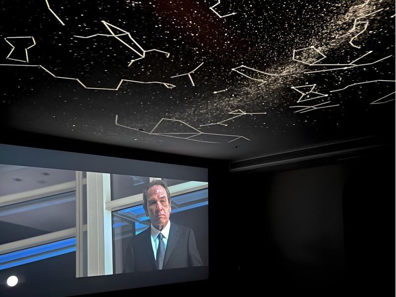 私人会所影视厅宇宙星座星空顶装饰